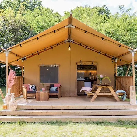 Luxury tent Sahara 's-Gravenzande